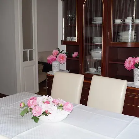 Bor-furdo Apartmanhaz