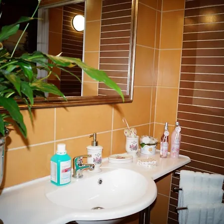 Bor-furdo Apartmanhaz *